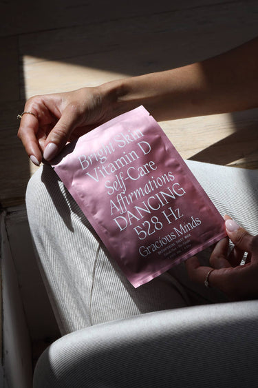 GRACIOUS MINDS – BRIGHT UNVEIL SHEET MASK